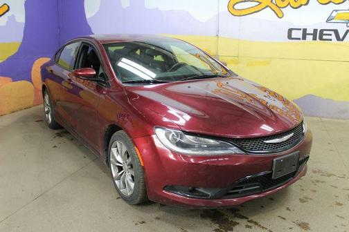 Burgundy 2016 Chrysler 200 S