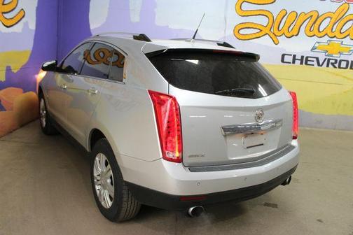 Radiant Silver Metallic 2011 Cadillac SRX Luxury Collection