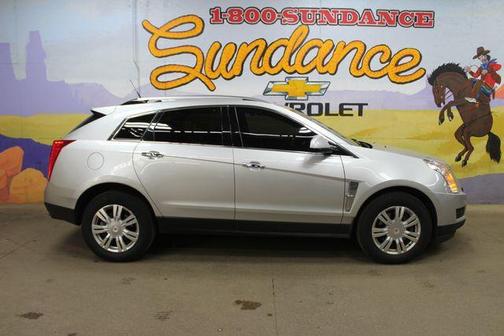 Radiant Silver Metallic 2011 Cadillac SRX Luxury Collection