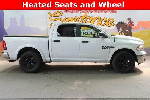 2016 RAM 1500 SLT