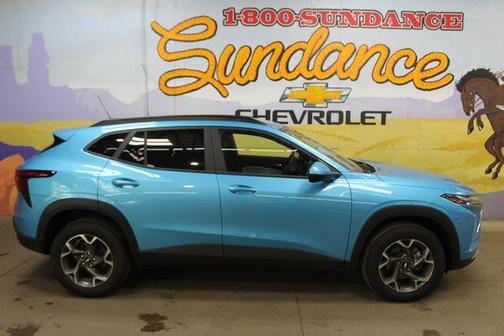 Marina Blue 2025 Chevrolet Trax LT