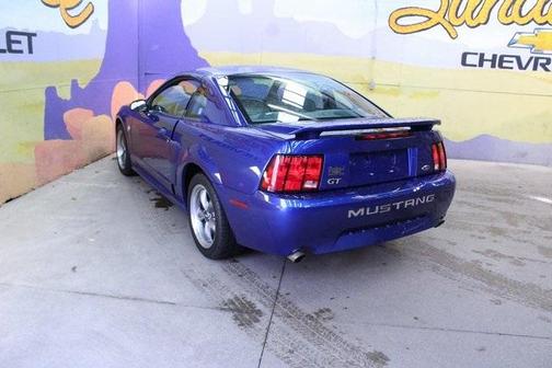 2004 Ford Mustang GT