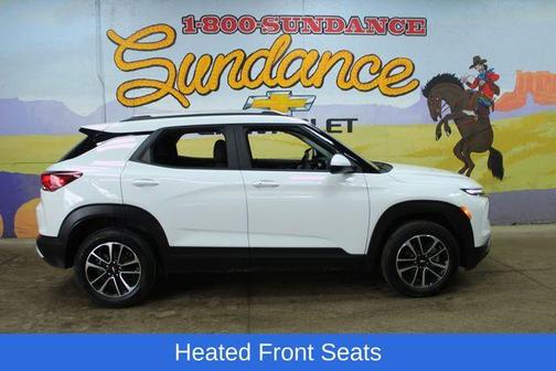 Summit White 2025 Chevrolet Trailblazer LT