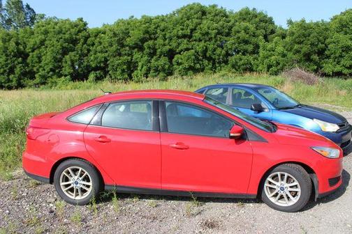 Race Red 2017 Ford Focus SE
