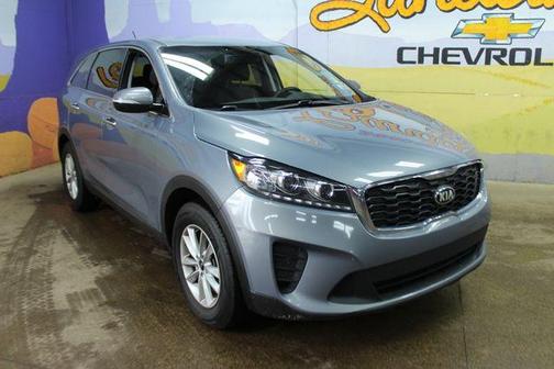 Everlasting Silver 2020 Kia Sorento LX