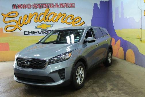 Everlasting Silver 2020 Kia Sorento LX