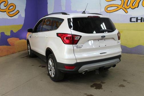 White Platinum Tri-Coat Metallic 2019 Ford Escape SEL