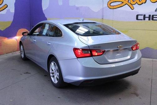 2017 Chevrolet Malibu 1LT