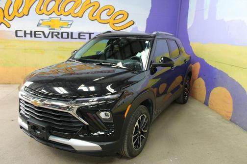 Black Metallic 2025 Chevrolet Trailblazer LT