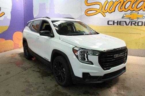 2023 GMC Terrain SLE
