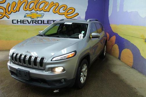 Silver 2016 Jeep Cherokee Latitude