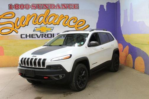 Bright White Clearcoat 2016 Jeep Cherokee Trailhawk