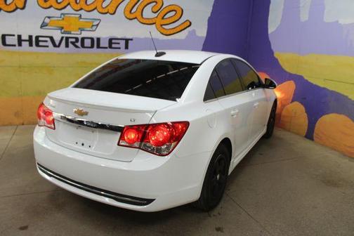 Summit White 2016 Chevrolet Cruze Limited 1LT