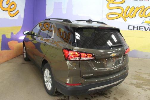 Bronze Metallic 2024 Chevrolet Equinox LT