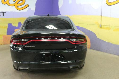 Pitch Black Clearcoat 2018 Dodge Charger SXT Plus