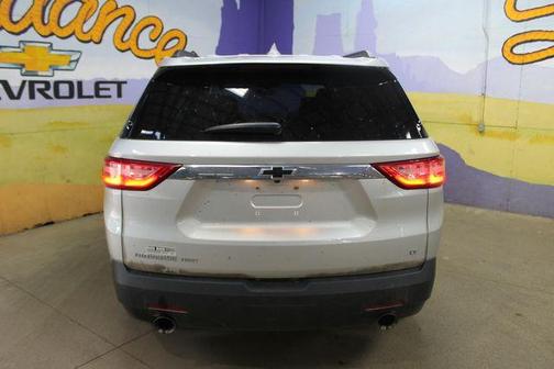 Silver Ice Metallic 2019 Chevrolet Traverse LT Cloth