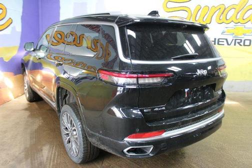 Diamond Black 2021 Jeep Grand Cherokee L Summit