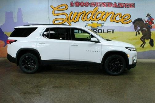2022 Chevrolet Traverse LT Leather