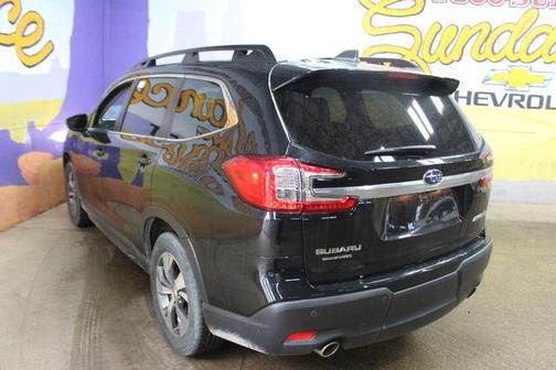 Crystal Black Silica 2024 Subaru Ascent TOURING