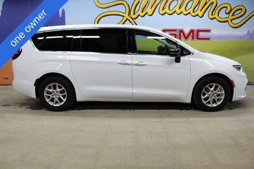 Bright White Clearcoat 2024 Chrysler Pacifica Touring-L