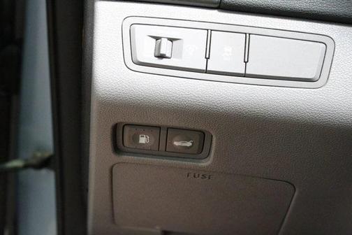 2012 Hyundai SONATA Hybrid Base