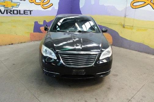2013 Chrysler 200 Touring