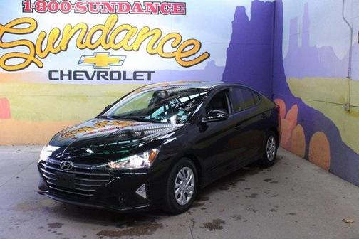 2019 Hyundai ELANTRA SE