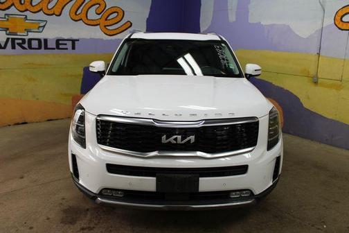 White 2022 Kia Telluride SX