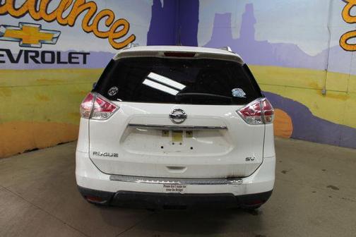 Glacier White 2016 Nissan Rogue SV