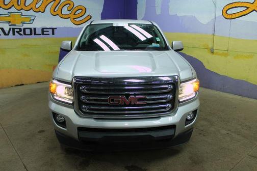 Quicksilver Metallic 2018 GMC Canyon SLE