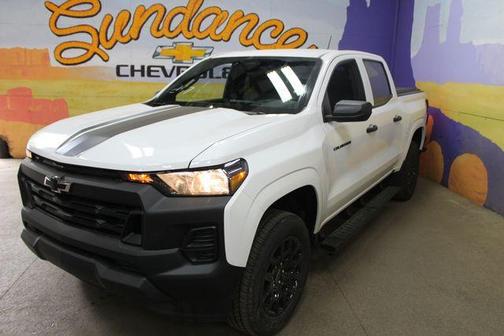 Summit White 2026 Chevrolet Colorado WT