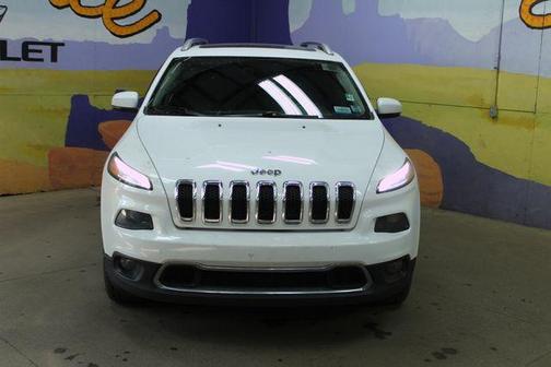 Bright White Clearcoat 2017 Jeep Cherokee Limited