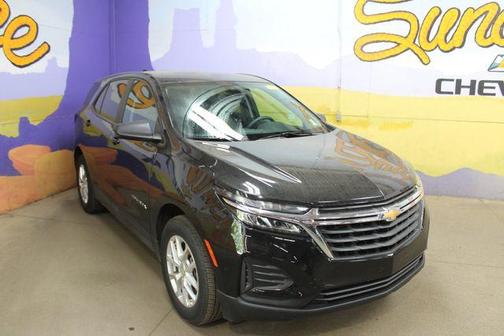 Mosaic Black Metallic 2023 Chevrolet Equinox LS