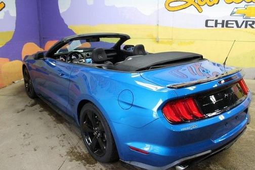 2021 Ford Mustang EcoBoost