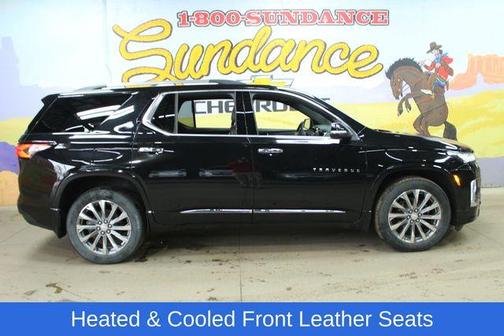 Mosaic Black Metallic 2023 Chevrolet Traverse Premier