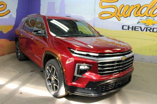 Radiant Red 2026 Chevrolet Traverse High Country