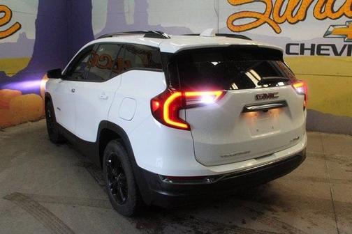 2022 GMC Terrain AT4