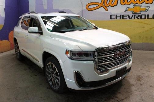 2022 GMC Acadia Denali