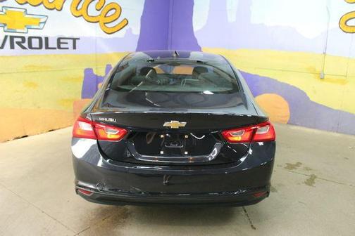 Gray 2022 Chevrolet Malibu 1LS