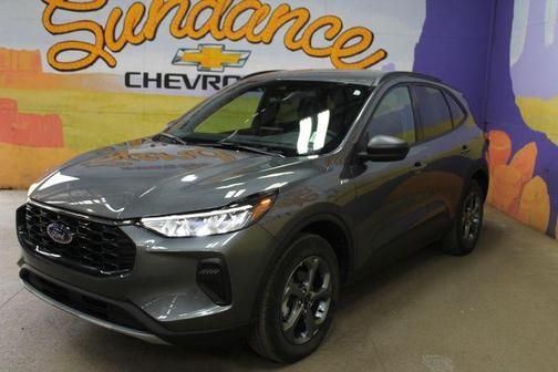Carbonized Gray Metallic 2025 Ford Escape ST-Line