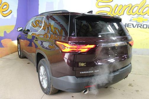 Black Cherry Metallic 2023 Chevrolet Traverse LT Cloth