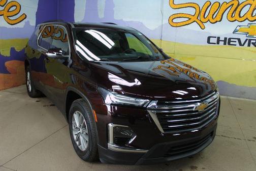 Black Cherry Metallic 2023 Chevrolet Traverse LT Cloth