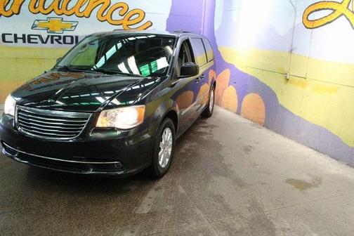 2013 Chrysler Town & Country Touring