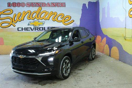 Black Metallic 2025 Chevrolet Trax LT