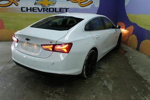 Summit White 2024 Chevrolet Malibu LT