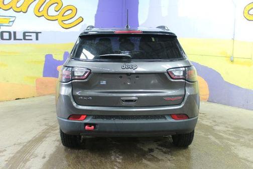 Granite Crystal Clearcoat Metallic 2022 Jeep Compass Trailhawk