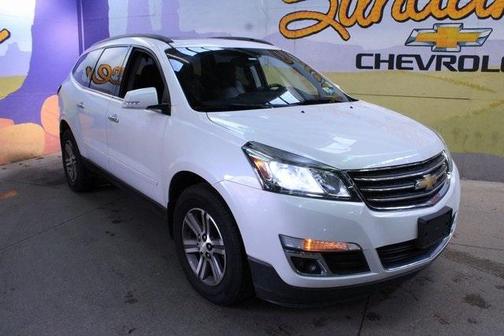 2017 Chevrolet Traverse 2LT