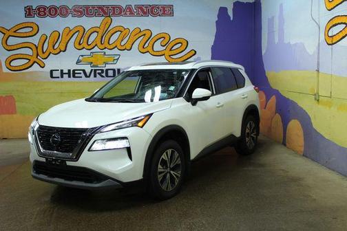 Glacier White 2021 Nissan Rogue SV