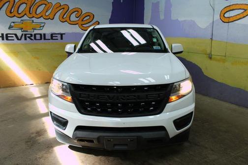Summit White 2019 Chevrolet Colorado LT