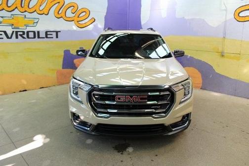 2023 GMC Terrain AT4